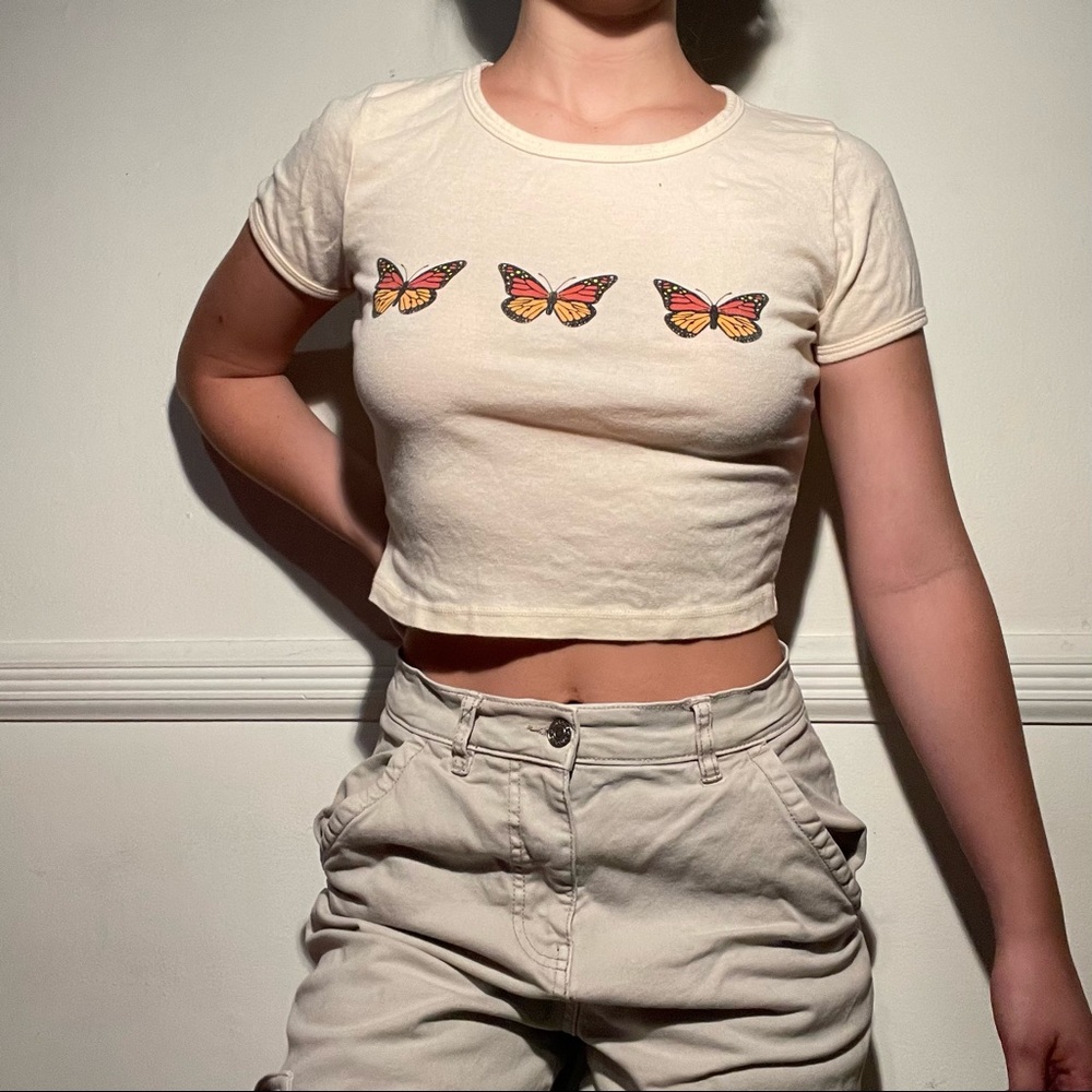 Urban Outfitters Butterfly Crop Top 🦋💛